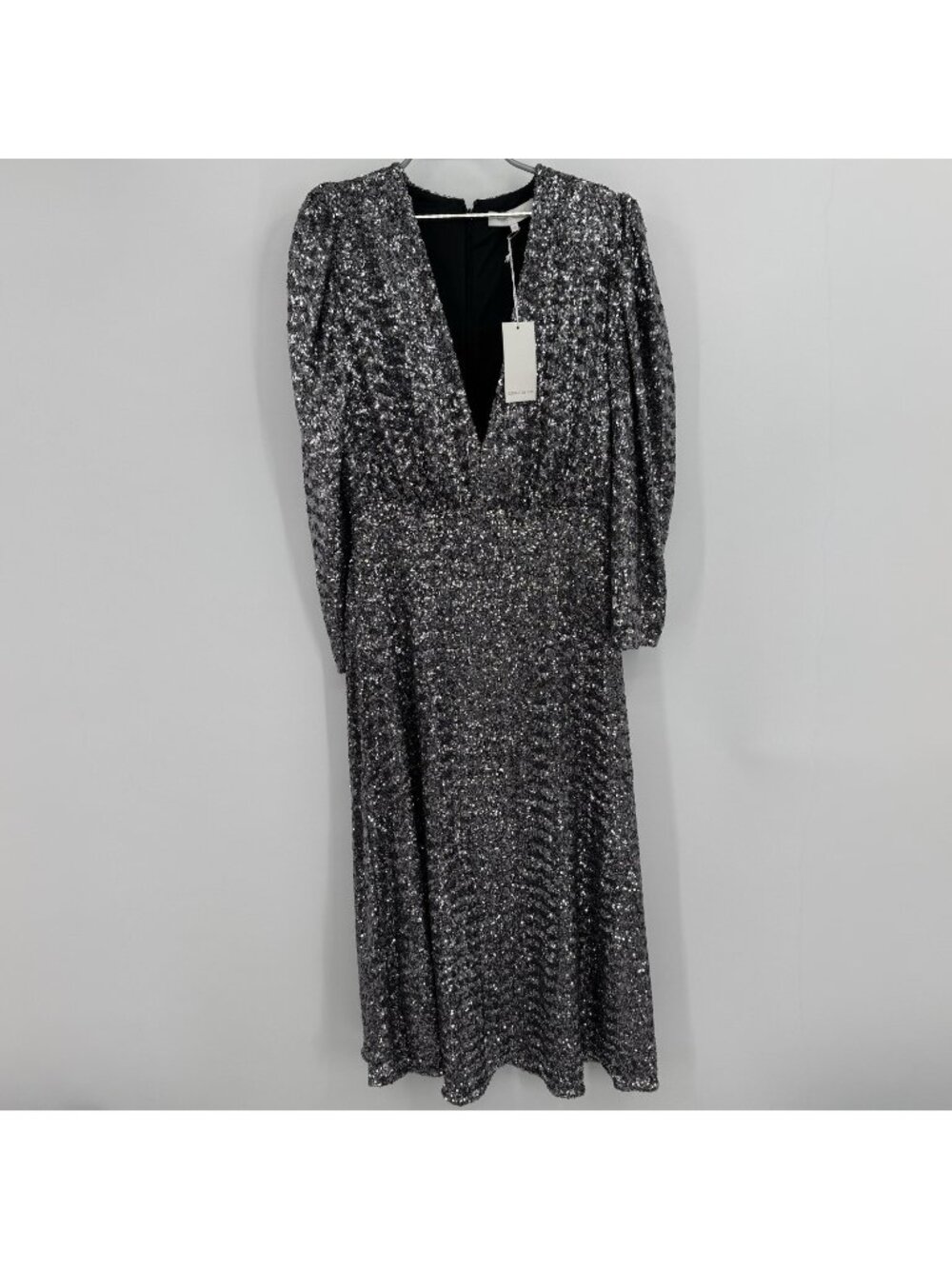 Borgo de Nor Sequin Bernadette Long Formal Dress size 16 Long Sleeve $1,135 NWT